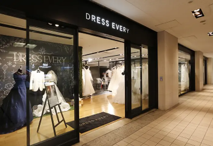 ドレスエブリ みなとみらい横浜店の画像