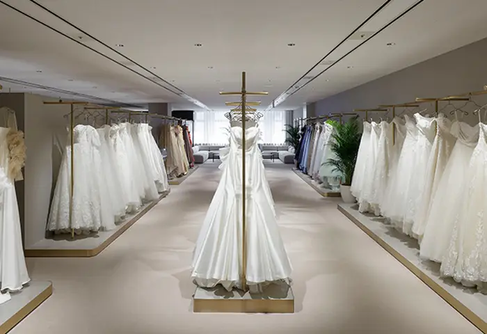 TAKAMI BRIDAL KOBE（タカミブライダル コウベ）のウェディングドレス