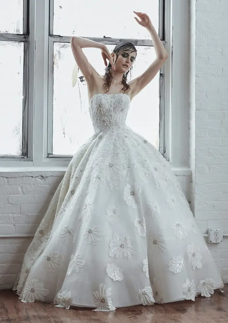 ISABELLE ARMSTRONG(イザベルアームストロング) のウェディングドレス