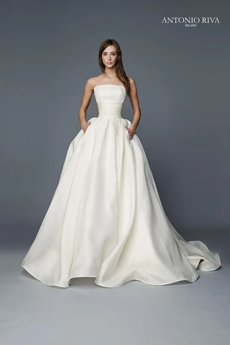ANTONIORIVA(アントニオ・リーヴァ) のウェディングドレス・ブライダル