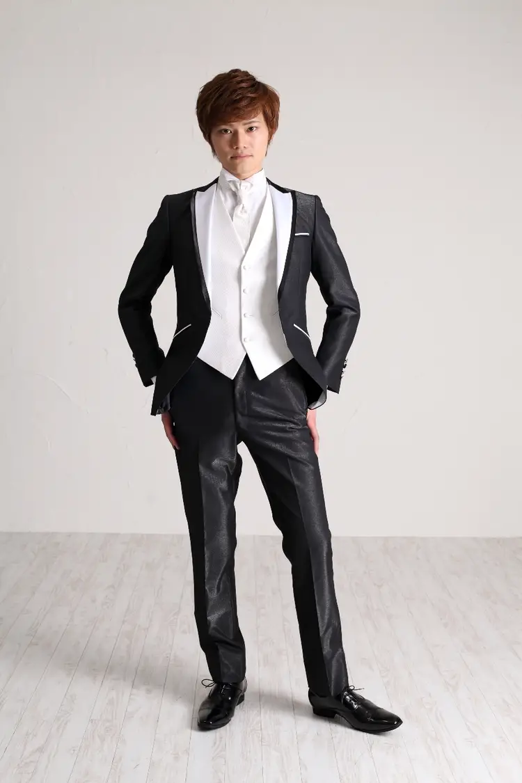 タキシードの衣装 byみんなのウェディング（11ページ目）