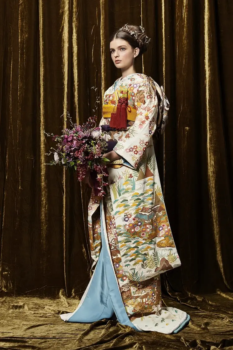 引振袖・振袖の衣装 byみんなのウェディング