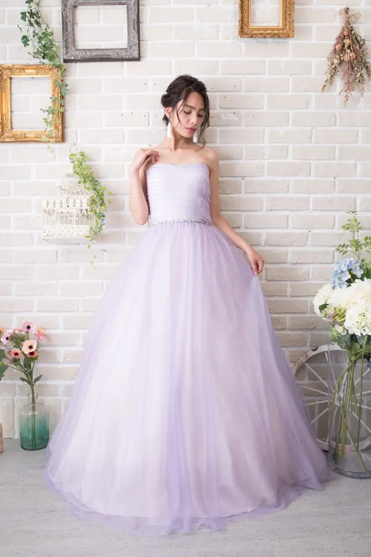 紫・パープル系のカラードレス byみんなのウェディング