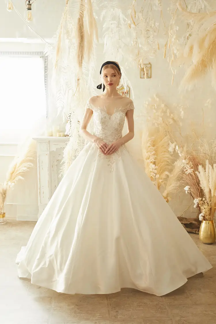 ウェディングドレス　花　インポート dress_thumb_begum_marquerite.jpg