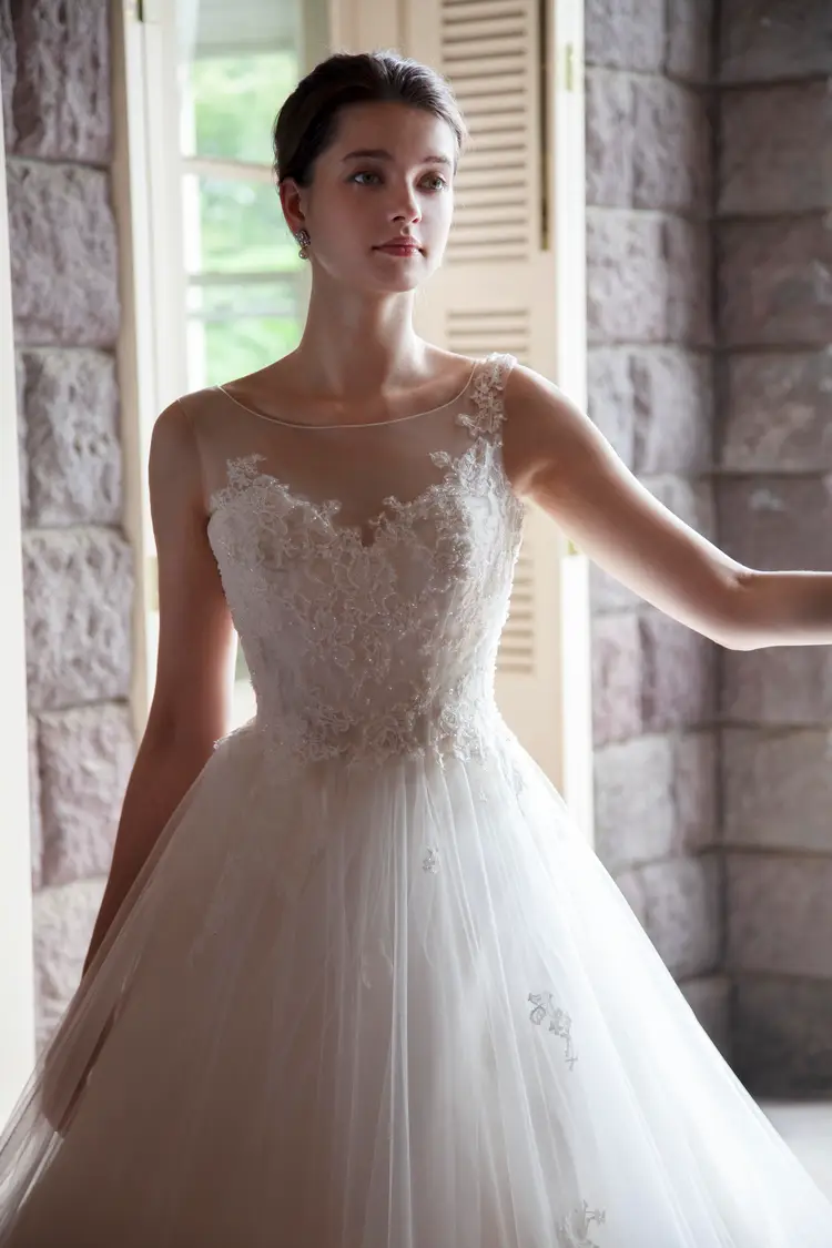 再値下げ！】ウェディングドレス 半袖 Canta Bella(カンタベッラ