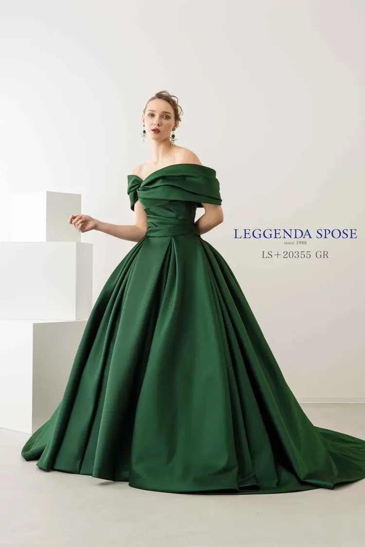 まめっちページ LEGGENDA SPOSE LEGGENDA SPOSE(レジェンダ スポーゼ) のウェディングドレス