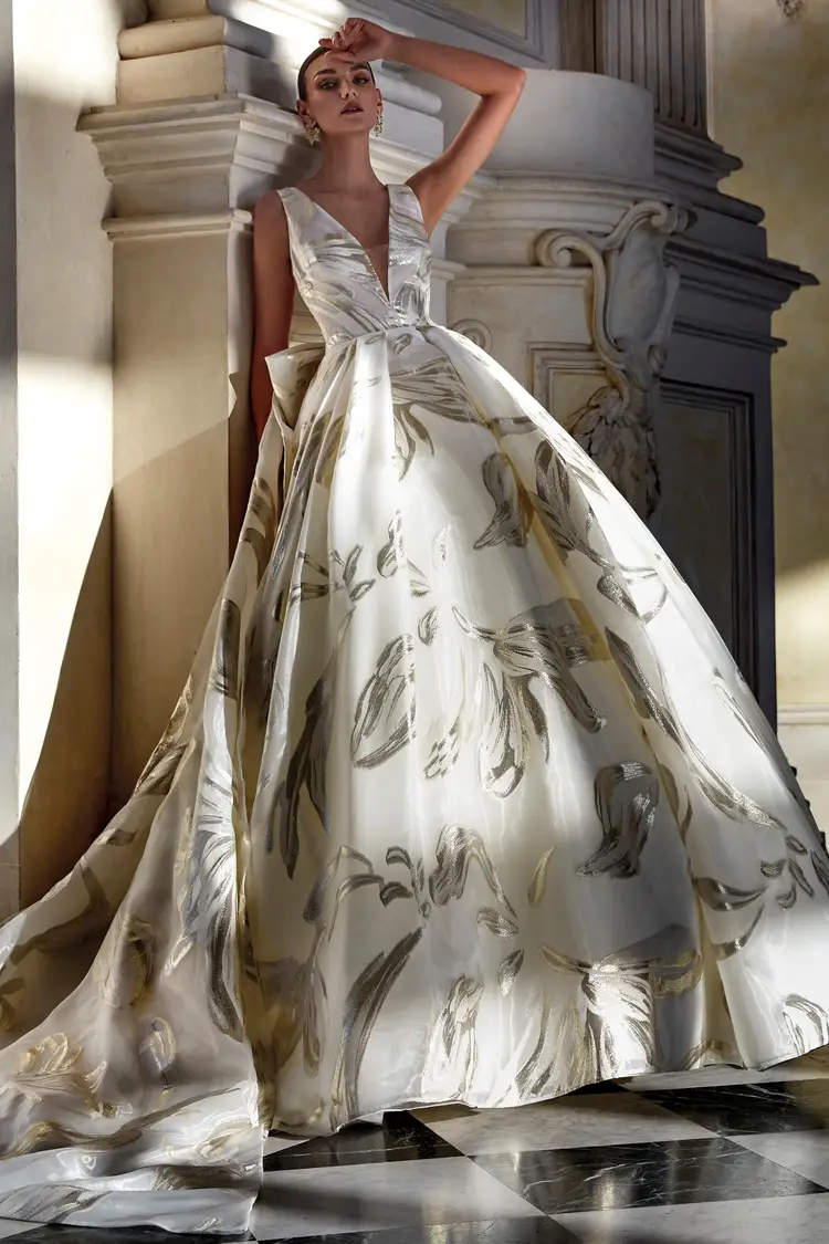 ウェディングドレス Pronovias Anfora MEDUSA-C-724x1024.jpg