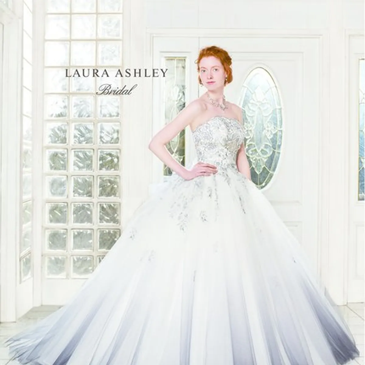 LAURA ASHLEY Bridal(ローラアシュレイブライダル)のウェディングドレス