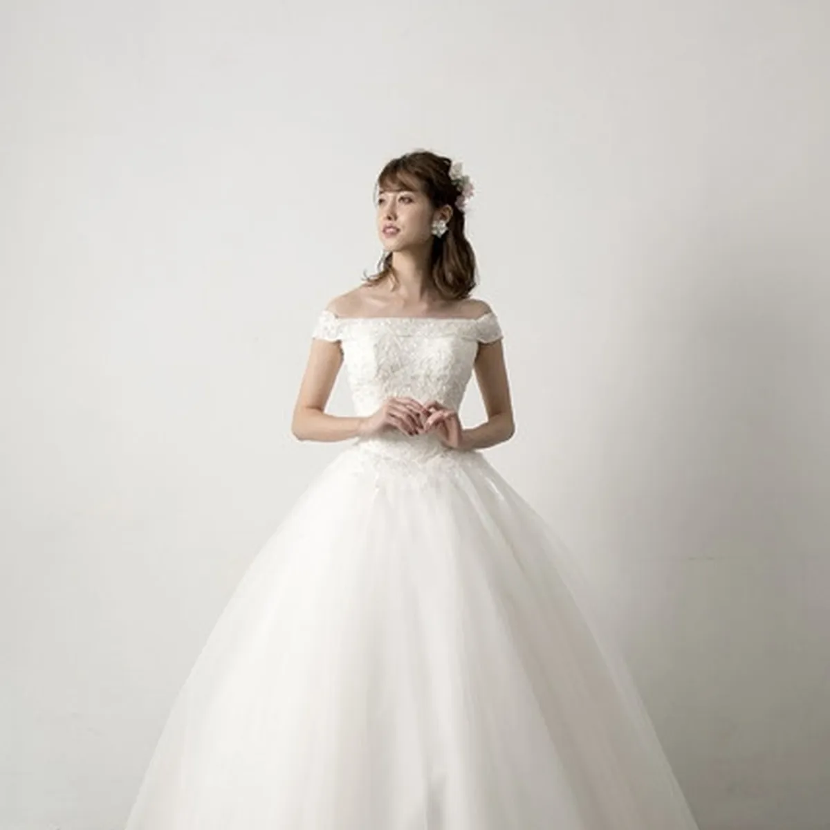 新品　ドレスM LUCIA Maria Lucia Hohan ストラップレス ドレス | ホワイト | FARFETCH JP
