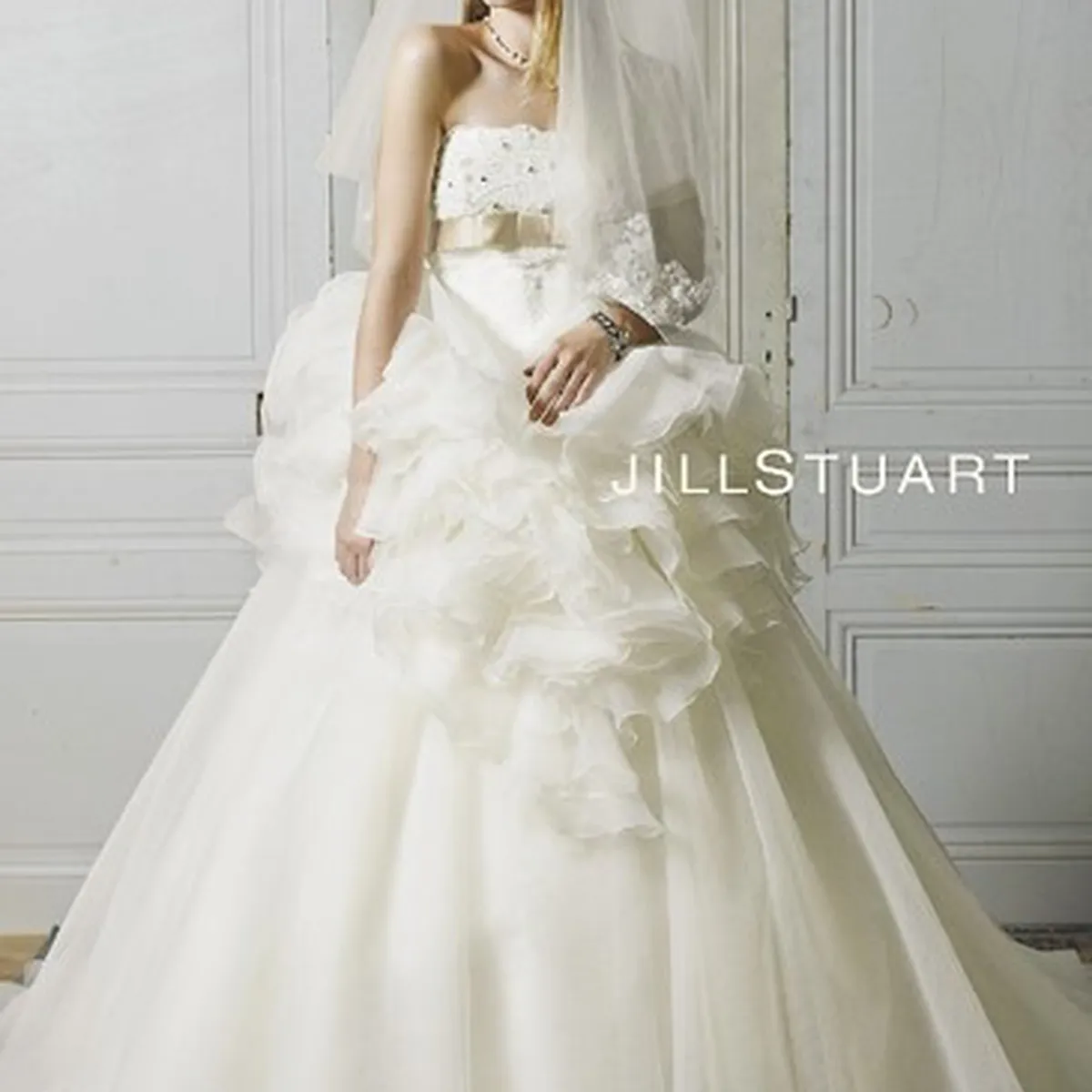 JIL0142 Off White｜JILLSTUART(ジルスチュアート)のウェディングドレス