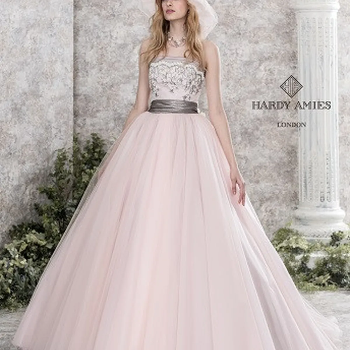 HARDY AMIES - ○当日発送可能【美品】ハーディエイミス 最高級