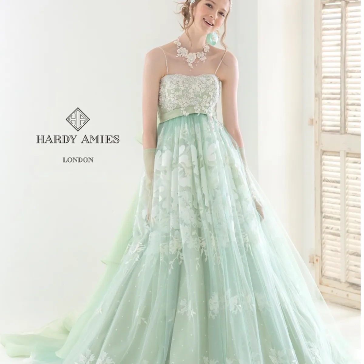 HARDY AMIES ハーディエイミス　ドレス　スパンコール　レース　13号 HARDY AMIES(ハーディエイミス)のウェディングドレス