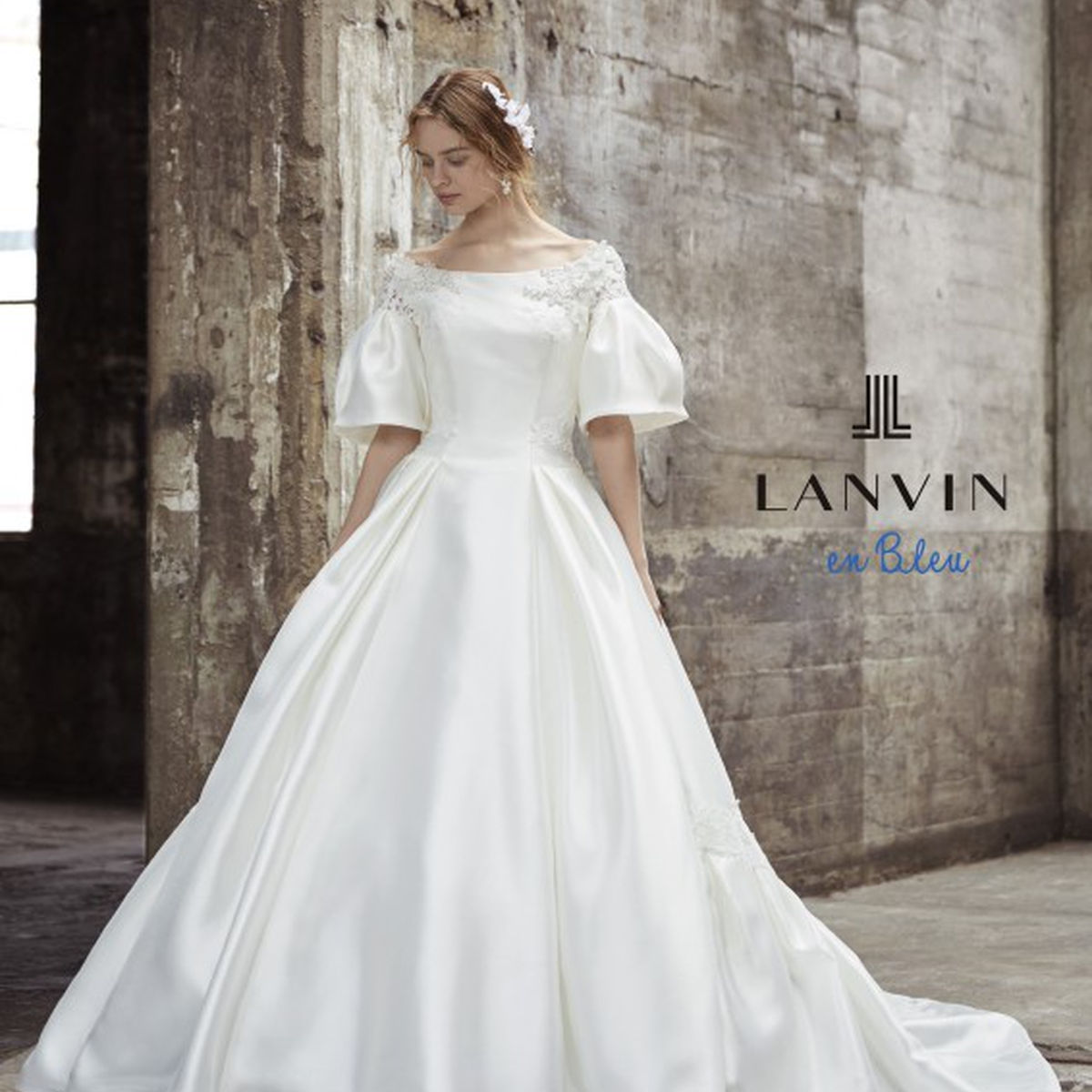 LB/32853 OW｜LANVIN en Bleu(ランバン オン ブルー)のウェディングドレス