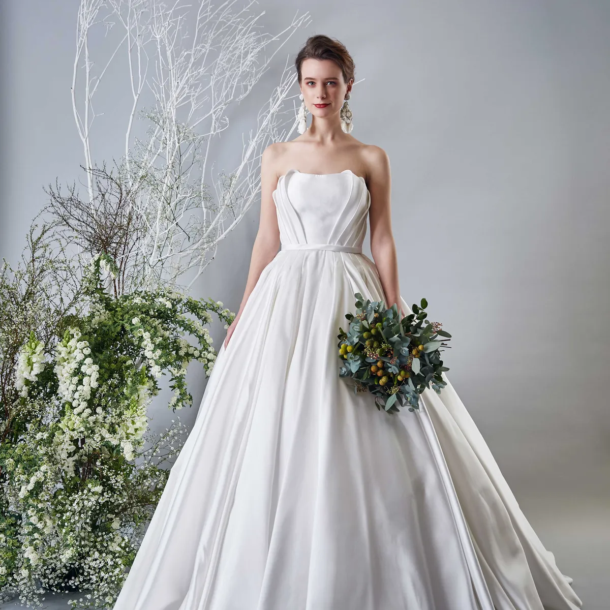 【お値下げ】ウェディング Lelien 特注 アントニオリーヴァ風 トレーン abc15888-fb97-4dce-9b1e-