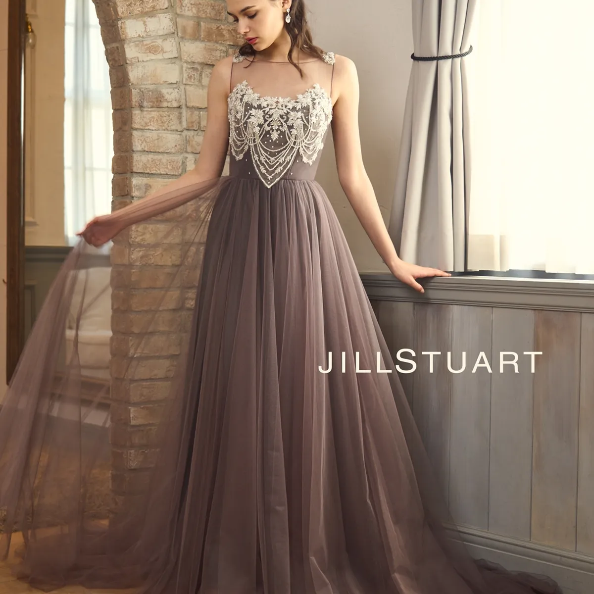 ジルスチュアートドレス120 JIL-0374 Charcoal Gray｜JILLSTUART(ジルスチュアート)のウェディング