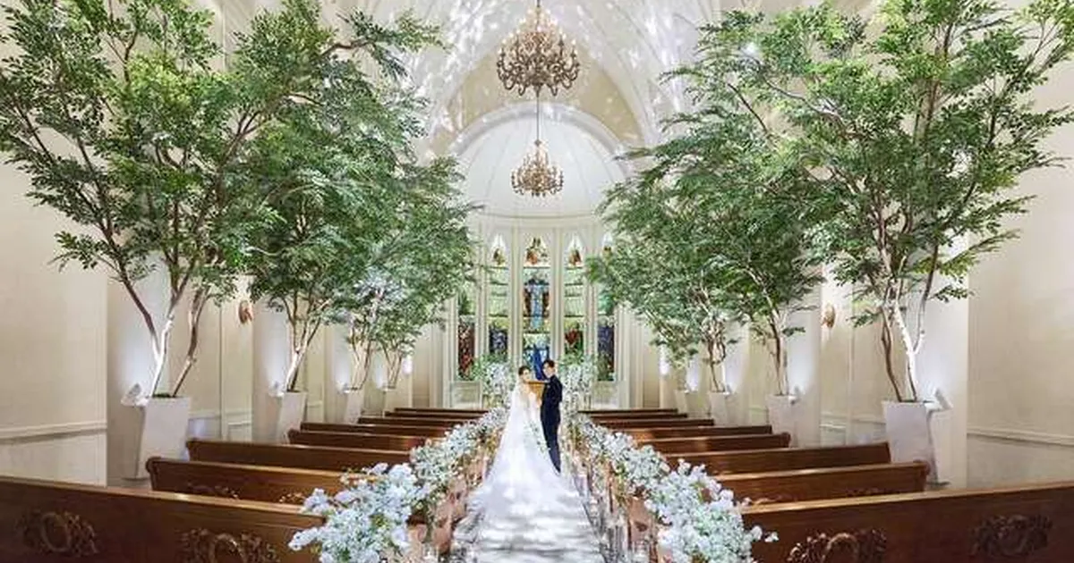 アメリカ花とパールの鏡USA 高級スタジオブライダルコレクション結婚祝い花嫁乙女 挙式料金プラン：心斎橋セントグレース ヴィラ/ ベストブライダル