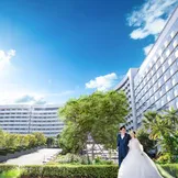 海外挙式のような、開放感あふれる写真をたくさん残すことができます。