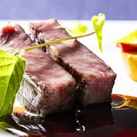 旬の食材をいかした調理法で、親しみやすく和テイストで