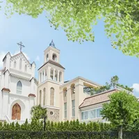 緑溢れる敷地には荘厳な石造りの大聖堂が存在感を放ち、美しい景観が人々を魅了する。