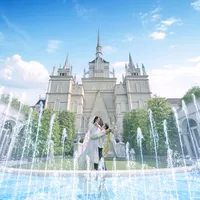 大きな噴水とお二人
