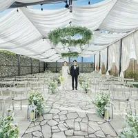 全天候型のガーデンチャペル