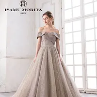 『切ないほどに美しい花嫁』
言葉もでないほどに美しく
胸が苦しくなるくらいに美しく
本当の美しさは切なさを感じるもの、そのコンセプトを感じて