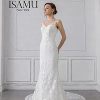 『切ないほどに美しい花嫁』
言葉もでないほどに美しく
胸が苦しくなるくらいに美しく
本当の美しさは切なさを感じるもの、そのコンセプトを感じて