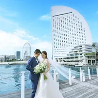 みなとみらいのシンボリックホテルで叶えるベイリゾートウエディング