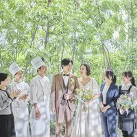 さまざまなセクションのスタッフがお二人の結婚式当日までお手伝いさせて頂きます