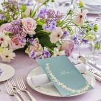 ゲストへのおもてなしの気持ちを込めた、優しいフラワーデザイン