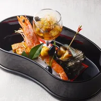 【御祝肴】いくら　海老黄身酒盗漬け　昆布巻き　旬貝の旨煮　黒豆松葉