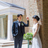 館内のあらゆる場所が撮影スポットに。前撮りならではのリラックスした表情で撮影をお楽しみいただけます。