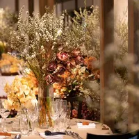 雪柳と胡蝶蘭のコーディネート