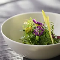 熊本の風土に合ったフレンチベースのジャンルにとらわれない料理。
