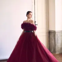 提携衣装店多数のファンタジアが運命のドレスに出会えるまで徹底サポートいたします