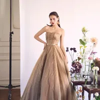 提携衣装店多数のファンタジアが運命のドレスに出会えるまで徹底サポートいたします