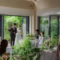 【ムーサイオン】ウッド調のナチュラルモダンな空間