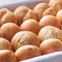 ホテルの工房から焼きあがる定評のあるパンをご披露宴でも提供できる。