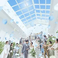 挙式後のフラワーシャワー