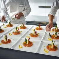 こだわりの料理でおもてなしを