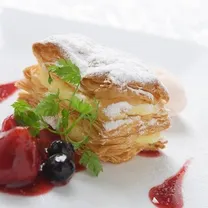 【“ゲストに食べてもらいたい”デザート】大人気ミルフィーユ無料試食フェア