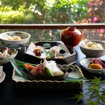 【ディナータイムでお料理をチェック！】無料試食付相談会