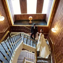 名駅直結×高層階W｜純白チャペル見学×黒毛和牛＆オマール試食【衣装×宿泊特典付】