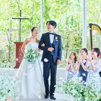 【初めての見学でも安心】白亜チャペル×豪華和牛試食×演出体験