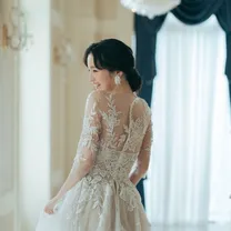 ［先着2組限定］憧れのJUNOで運命の1着が見つかるドレス試着体験＆贅沢試食