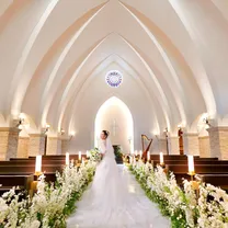 天井高10m超！圧巻大聖堂で感動体験★豪華6品試食付き