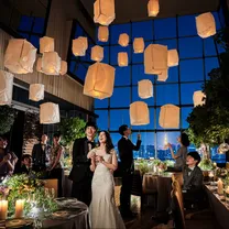 花嫁人気No.1！Amazon等2.5万×140万特典*絶景会場見学×美食体験