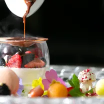 【*11大特典】シェフ特製絶品試食×大聖堂挙式体験