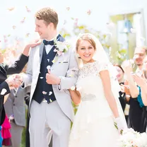 ＼4万円美食体験／会場費総額48万円成約特典＆贅沢無料試食