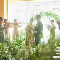 【和婚】光×緑溢れる挙式＆ゲスト目線で贅沢試食＊豪華15周年特典